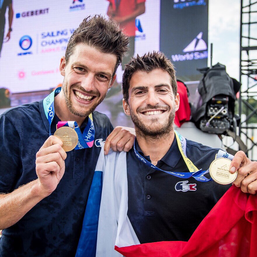 FFVoile's tweet image. CHAMPIONS DU MONDE ⛵️🏆🌍🇫🇷
.
Découvrez les plus belles photos de nos nouveaux CHAMPIONS DU MONDE @keponnet &amp;amp; @Jeremiemion #Aarhus2018 ⛵️🌍🏆🇩🇰

📸 @SailingEnergy 

#AllezlesBleus #FRASailing 🇫🇷 #AmbitionJapon 🇯🇵