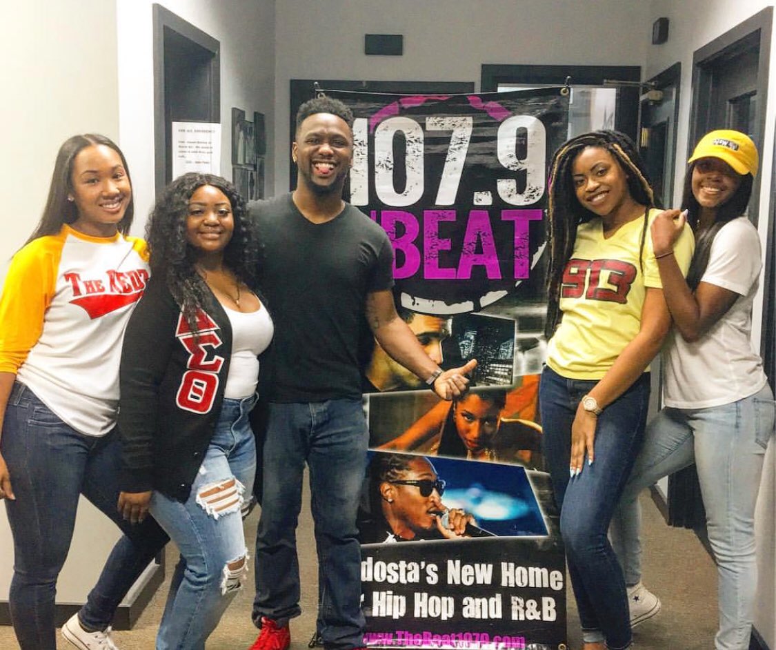 DJSWIN_MILLION's tweet photo. #VState We Have Big Tings Lined Up For You! ๐คฉ๐คฉ
Welcome #Vstate22 โ๏ธ๐
We Are Valdostaโs New Number 1 Station - @thebeat1079 ๐ก๐ก๐ก https://t.co/IjpIZpMhGd