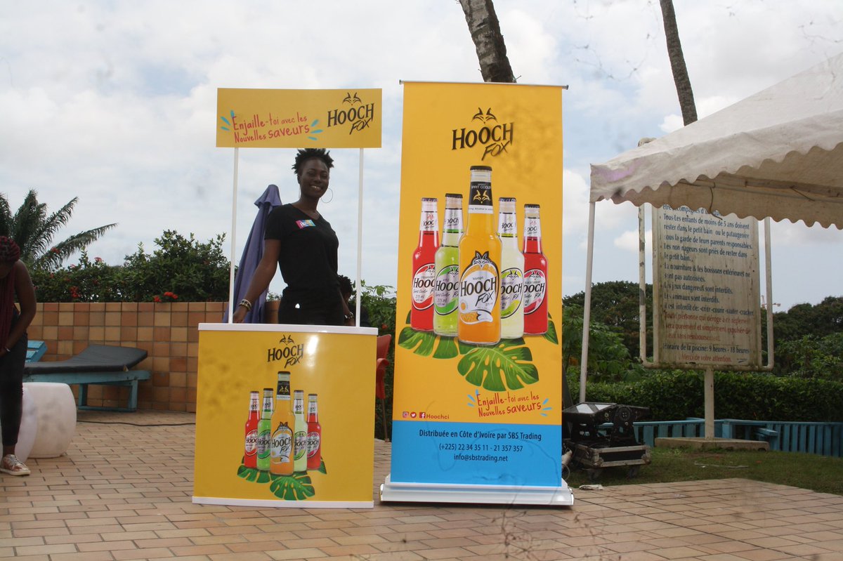 CiHooch's tweet photo. #hooch #gethooched #hooch225 #Abidjan  samedi 4 Août Cochella pool party #tbt https://t.co/Wr6FnDuu2W