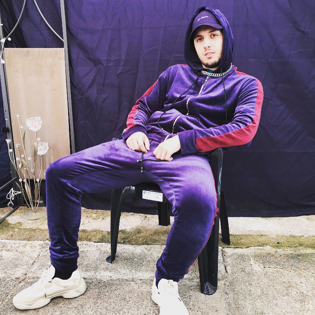 uk_source tweet picture