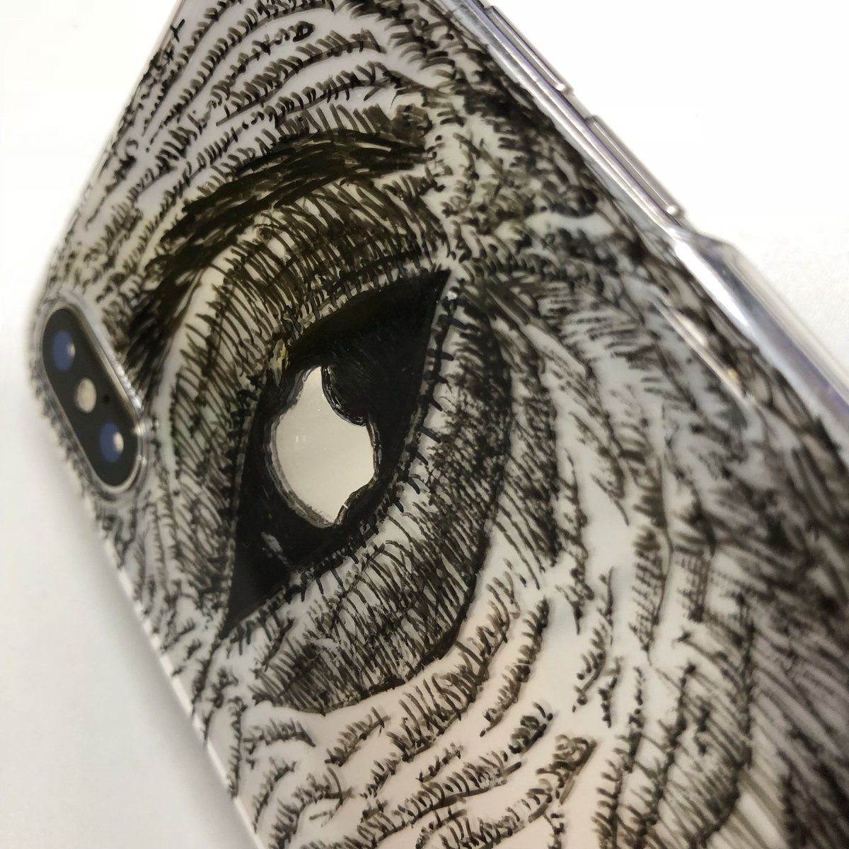 fujitugu123's tweet photo. Zombie / ゾンビ / Oily pen drawing iPhoneX Case #illustration #iphone_case #pen_art #ペン画 https://t.co/e2S9PRuygp