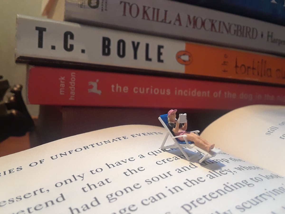 Which building in our #biglittleworld has the most stories? The library, of course! <—see what we did there? The LIBRARY. Happy National Book Lovers Day to all our well-read friends! #BookLoversDay #readabook #BookLovers #miniatures #gulliversgate #nyc