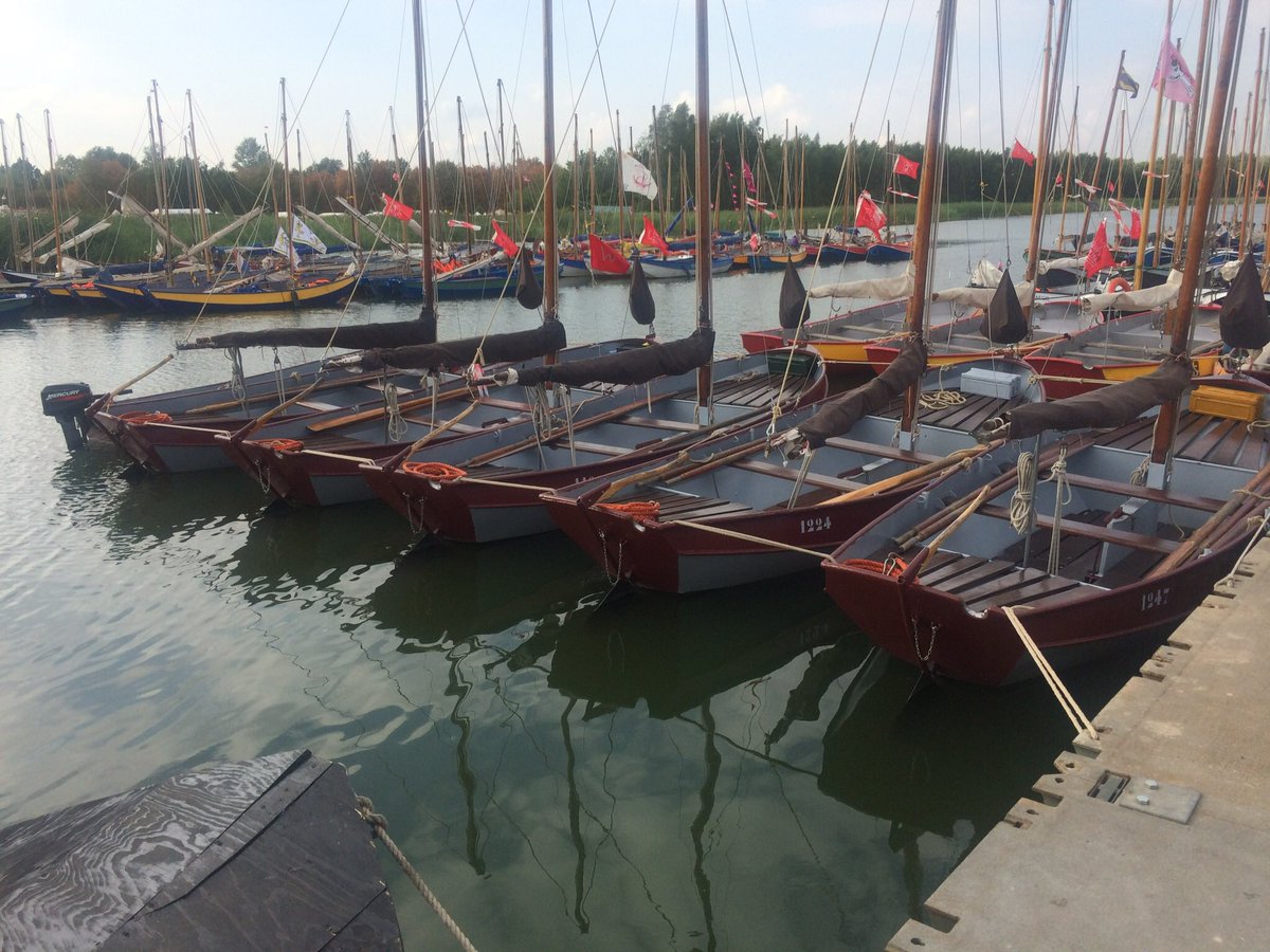 Vanmiddag werd de <a href="/gemzeewolde/">Gemeente Zeewolde</a> tijdens de <a href="/nawaka_nl/">Nawaka</a> door @scouting_nl verrast met een prachtig kunstwerk “Friends for Life”. De goede samenwerking tussen gemeenschap #Zeewolde en het <a href="/Scoutlandgoed/">Scoutinglandgoed</a> zal zeker met enthousiasme worden voortgezet.