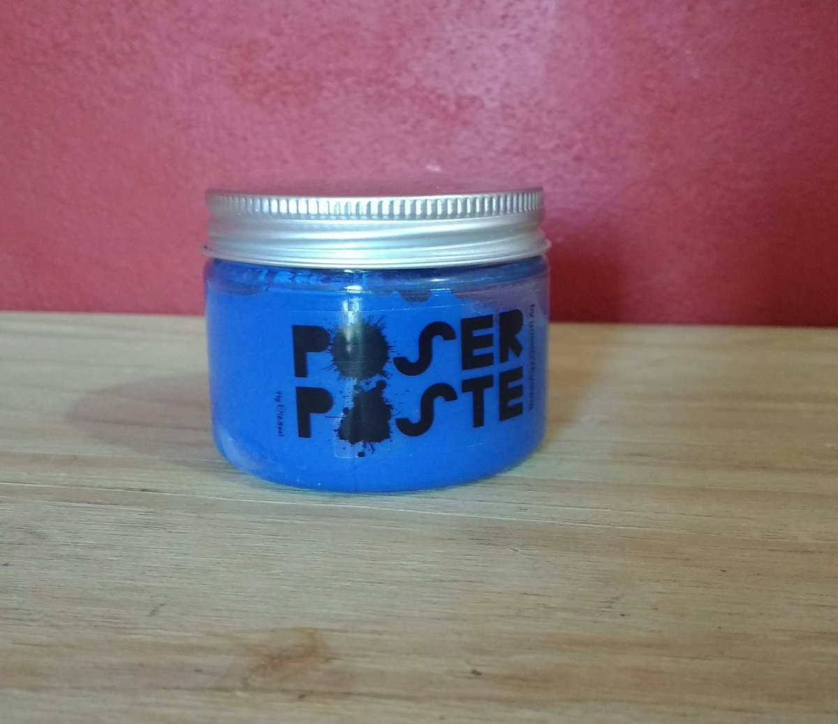 goodt0bealive's tweet photo. So happy to be able to paint my hair #expressionissurvival #poserpaste #gooddyeyoung 💜❤💛💙 https://t.co/TO8pRxeDLo