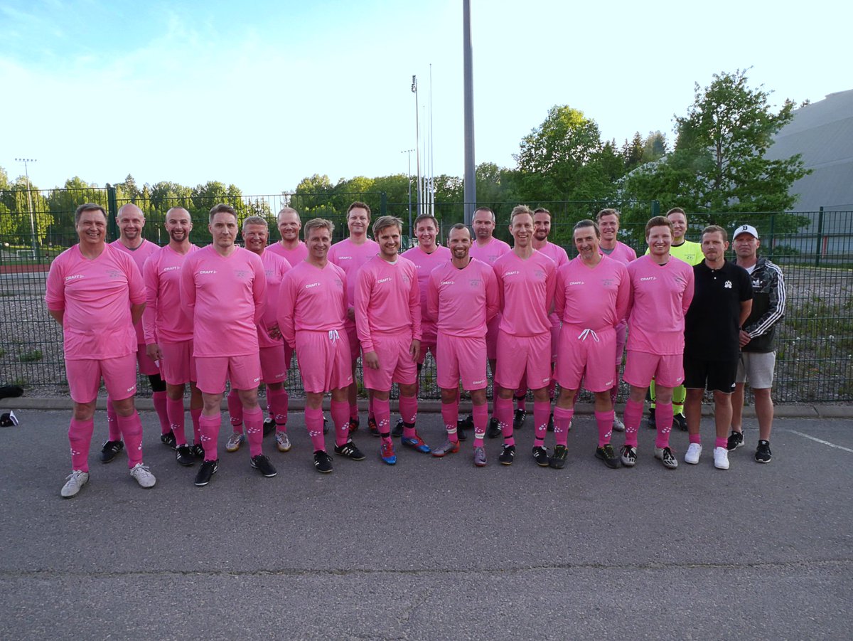 SexyPoxyt's tweet image. SuxiBoxit sarjakärkeen. Kärkikamppailussa EPS kaatui tutuin numeroin 0-1. #JKKI #Boxit #ikämiespalloilu