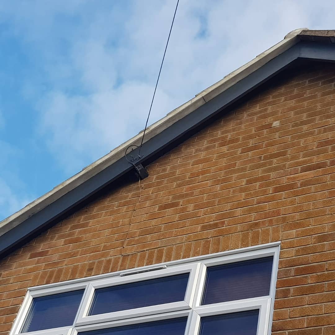 HenleyServices's tweet photo. People often forget about the outside of their home!( I do too sometimes) but it's so important to keep on top of it to save more work and cost in the long run. https://t.co/7qJfaXSgxC