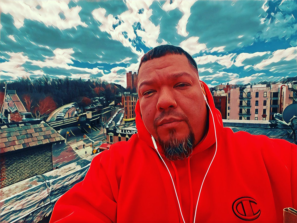 misterfitzwell's tweet photo. #ThrowbackThursday Rise and Fall video shoot!!! #misterfitzwell #bojax #manzrivalz #spotify #Music https://t.co/D3uvuOkdcU