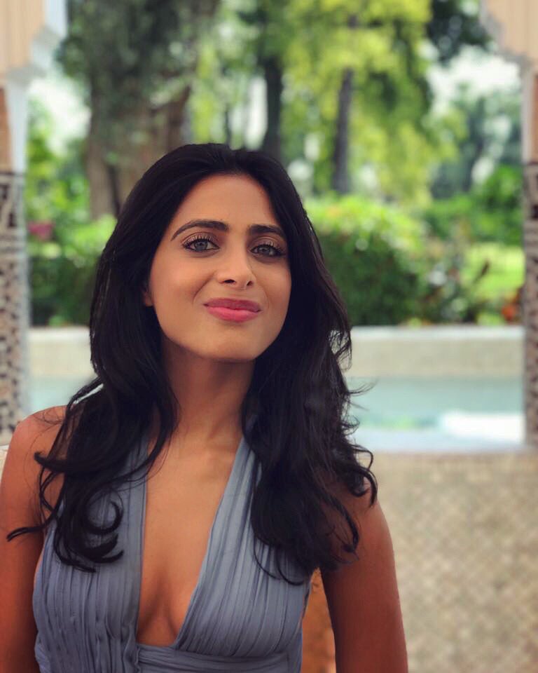 DkLa2aNU4AIDeFI.jpg:large