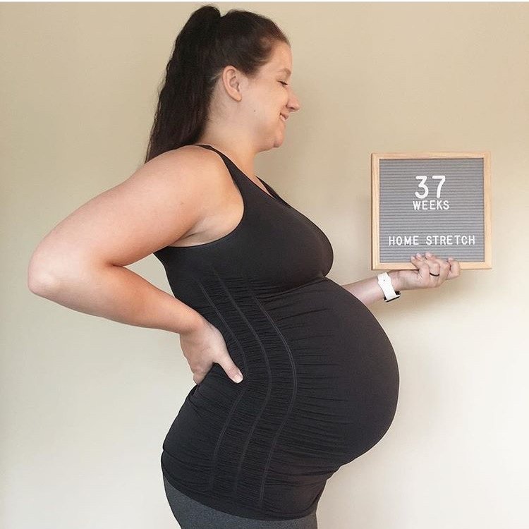 IsabelMaternity's tweet photo. Big time bumping! 🙌
pc: @thebrewerfamily https://t.co/K35VJPvrxi