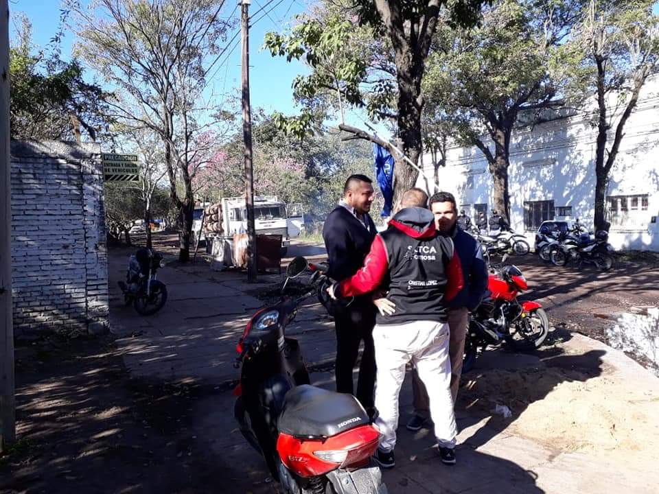 Chris_Lopez_Ok's tweet photo. #Sutca #Formosa continúa la lucha en la provincia contra #Unitam y #cooperativa #lynce #seguridad quieren despedir y precarizar a los trabajadores, no lo vamos a permitir, @cgt_camioneros,@hugoamoyano @caesbainfo,@AlamedaCABA @gustavoveraok,@LatinRisk @ok_moyano,@PrensaSutcaCGT https://t.co/Ddn1qfckmr