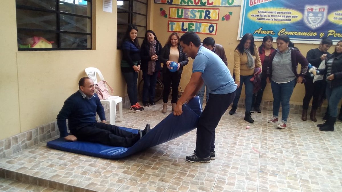 OEP_PERU's tweet photo. El día 31 de julio se realizó la capacitación del Programa Atletas Jóvenes a los docentes, no docentes terapistas y especialistas de los CEBE y Prite de la UGEL 1.  Muchas gracias a todos los participantes. https://t.co/dAOl5AAWz2