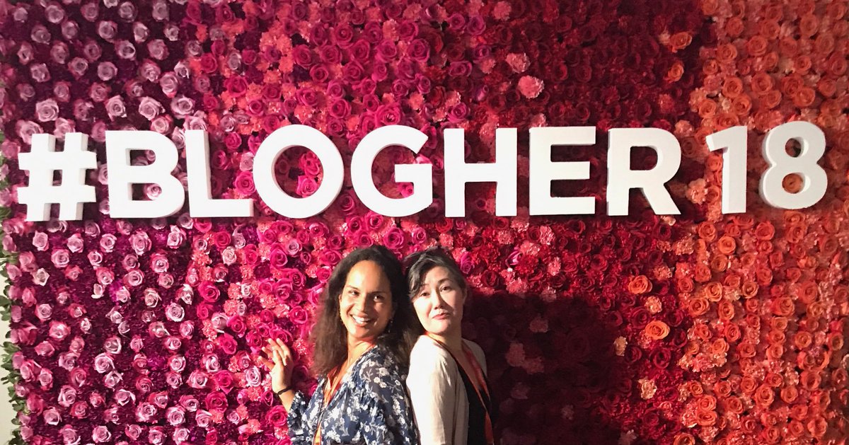 The_Woolfer's tweet image. #WWVWD Founder Nina Collins is signing books in the Main Hall at the #BlogHer18 Creative Summit in 1 hour! Stop by to say hi &amp;amp; get your signed copy of #WWVWDtheBook