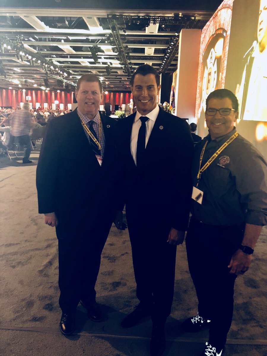 Congratulations to President Adonis Garcia Miami Beach Local 1510 IAFF Leadership Award🥇 #IAFFCentenialConvention 💯 @IAFFNewsDesk <a href="/IAFF12thDVP/">IAFF12thDistrict</a> #LiveBetterWorkUnion