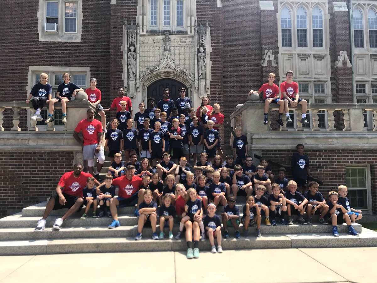 GPLakers's tweet photo. 78 Great Teammates at Session I! It’s not too late to sign up for Session II. Go to https://t.co/k67VnLZM8Z to register for next weeks camp. https://t.co/s73agpkPPF