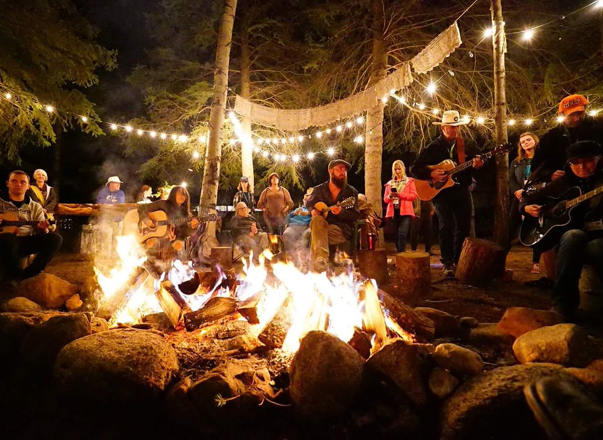 A few more spots available for Monday's music camp! Discounts available. Cabins available too.  Get in touch camp@northernlightsbluegrass.ca