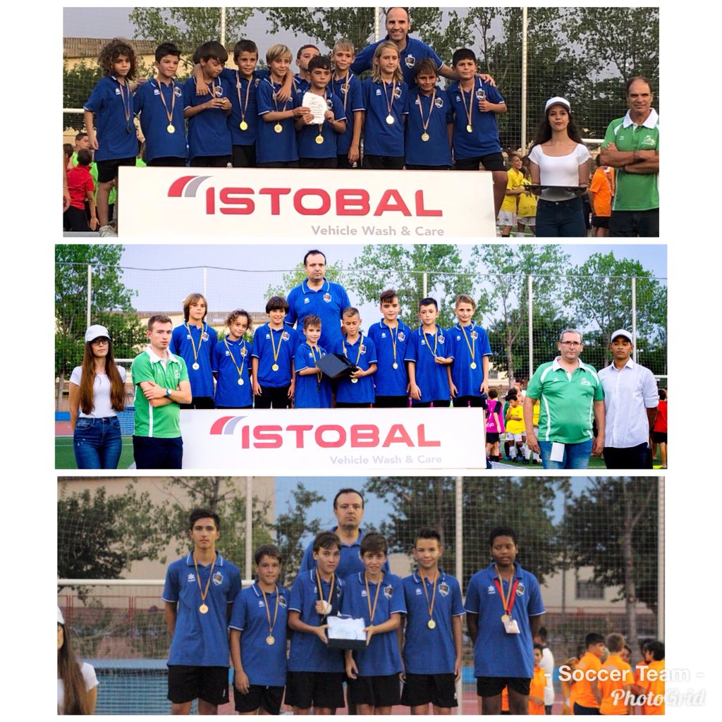 soccerteam2015's tweet photo. Gran torneo de los nuestros!!!
3º Prebenjamin
4º Benjamin caimos en los penaltys
6º Alevin pero sabemos q estamos entre los cuatro mejores
Espectacular nuestros entrenadores 💪🏻⚽️🔴⚫️👏🏻👏🏻
@esportbase @Cotif @istobal_es #COTIF2018 #COTIFPromeses https://t.co/Mo2jBsFzIg