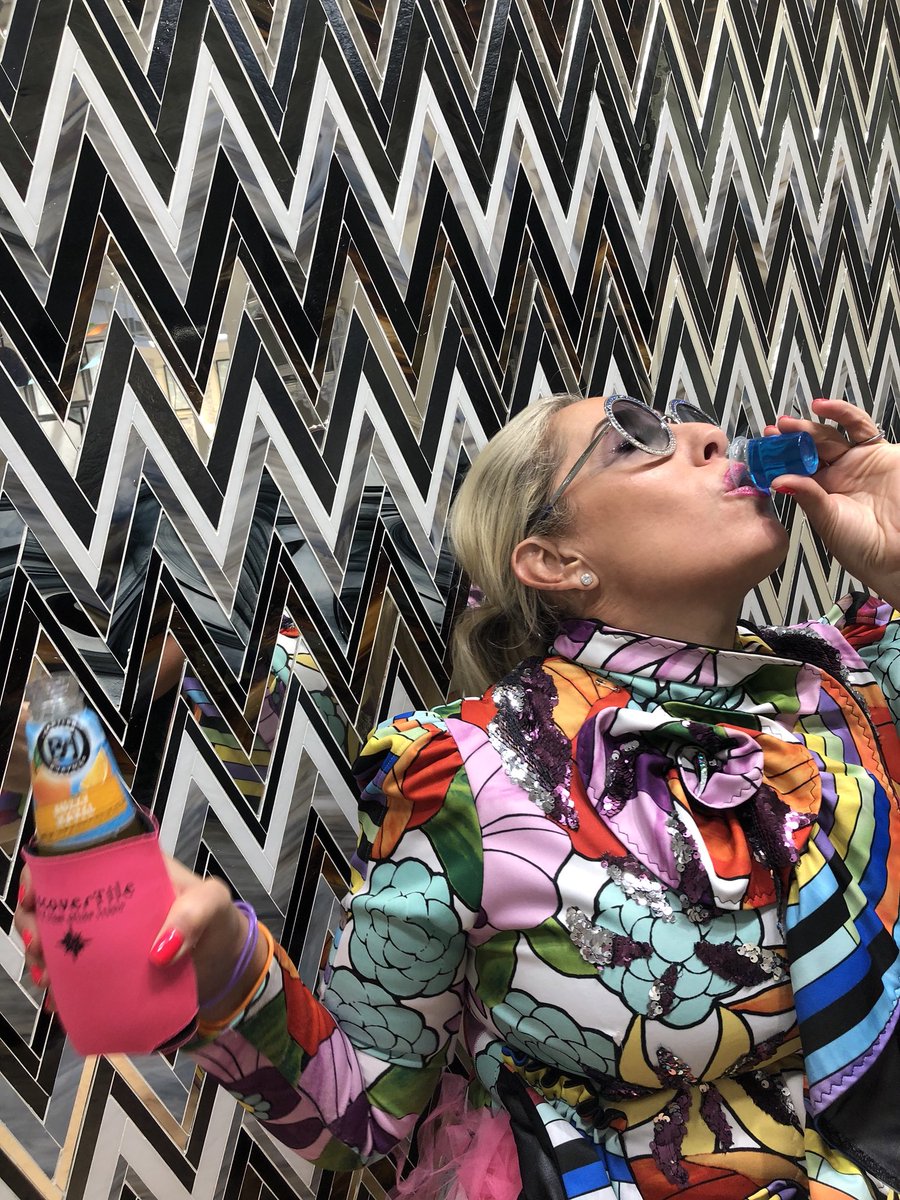 AllisonEdenArt's tweet photo. Current situation- at Discover Tile 80’s theme party at Boston Design Center :-) Visit us tonite (thurs) until 7pm / wine coolers and Jell-O shots on me ! #bostondesigncenter #interiordesign #tile #mosaic #zigzag #neon #jelloshot #winecooler #StuckInThe80s @DiscoverTile @IDBldg https://t.co/HLpx34dH0a