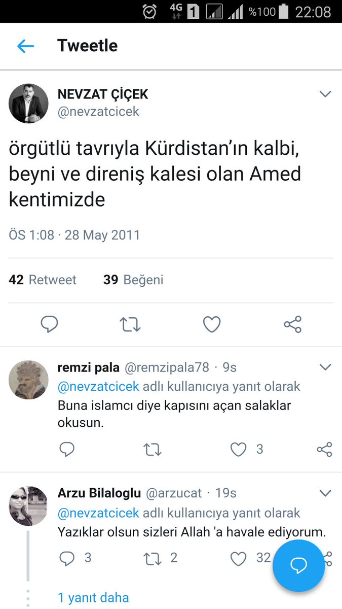 AK Takipçi (@takipci) on Twitter photo Nevzat Çiçek artık başta Habertürk TV olmak üzere hiç bir TV kanalına çıkarılmamalıdır. Çıktığını gördüğünüz an tepki gösterin. Twitterde Nevzat Çiçek'i genellikle kürt ırkçıları savunur,buna dikkat edin. Asla Erdoğan destekcisi değildir. Bu herife yüz vermeyin.
<a href="/KurtogluKagan/">Ramazan Kurtoğlu</a> Nevzat Çiçek artık başta Habertürk TV olmak üzere hiç bir TV kanalına çıkarılmamalıdır. Çıktığını gördüğünüz an tepki gösterin. Twitterde Nevzat Çiçek'i genellikle kürt ırkçıları savunur,buna dikkat edin. Asla Erdoğan destekcisi değildir. Bu herife yüz vermeyin.
<a href="/KurtogluKagan/">Ramazan Kurtoğlu</a>
