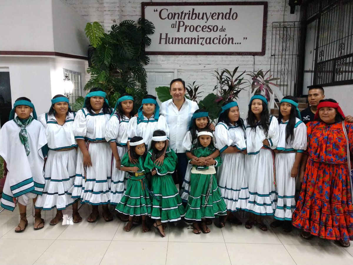 PriscoMg's tweet photo. Hoy es el #DiaInternacionalDeLosPueblosIndigenas
En Chihuahua nuestros hermanos #Taraumaras edifican con pertinencia cultural y lingüística una agenda de inclusión social para nuestras comunidades indígenas de cara al reto 2018 de sensibilizar a México https://t.co/YIj1ptVtyS