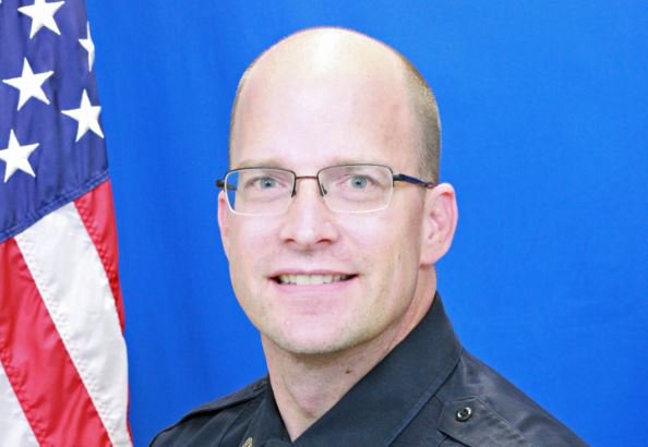 KTVQ's tweet photo. #Billings police officer rescues family from burning house: https://t.co/XiY3pq5vg5 https://t.co/SmR06Yuh7r