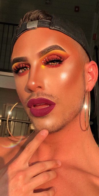 1 pic. Would kill to be on @ABHcosmetics PR list! It would be a dream come true! ??❤️❤️?? RT if you would