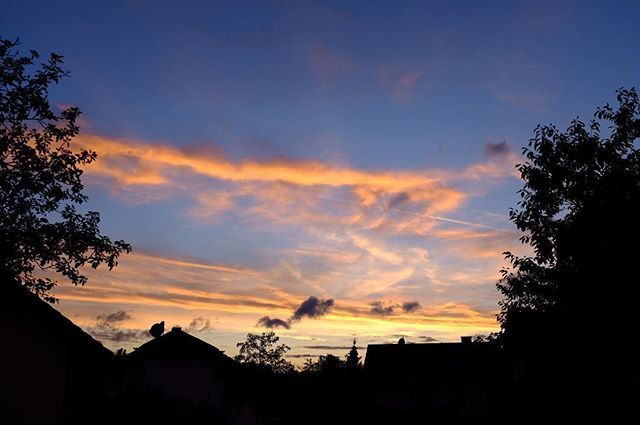 Clouds at sunset. #velvia #fujilove #velvia100f #filmsimulation #x100f #x100 #x100series