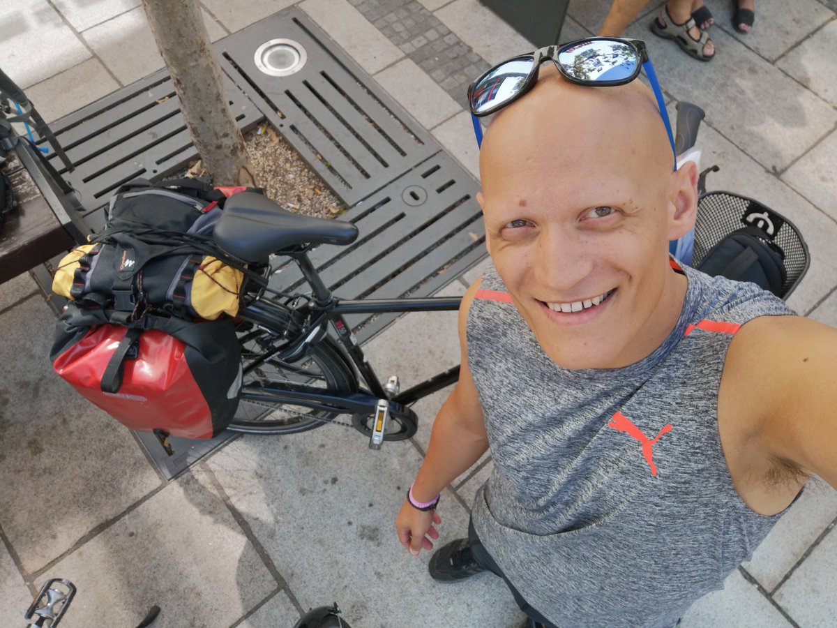 jonylopezf's tweet photo. Día 1 - Empieza la #ruta del #DanubioEnBicicleta: #Passau-#Schlogen #donauradweg #cicloturismo #DanubeBikeTrail. Espectacular ruta con mejor final en el #MeandroDeSchlogen. En compañía de @LahoritaLaura https://t.co/8HD0re0JJO