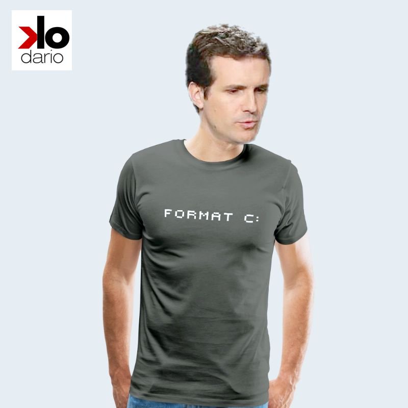 _okdario's tweet image. INFLUENCERS  |  Pablo Casado pone de moda esta camiseta entre las juventudes de su partido.  #FormatC