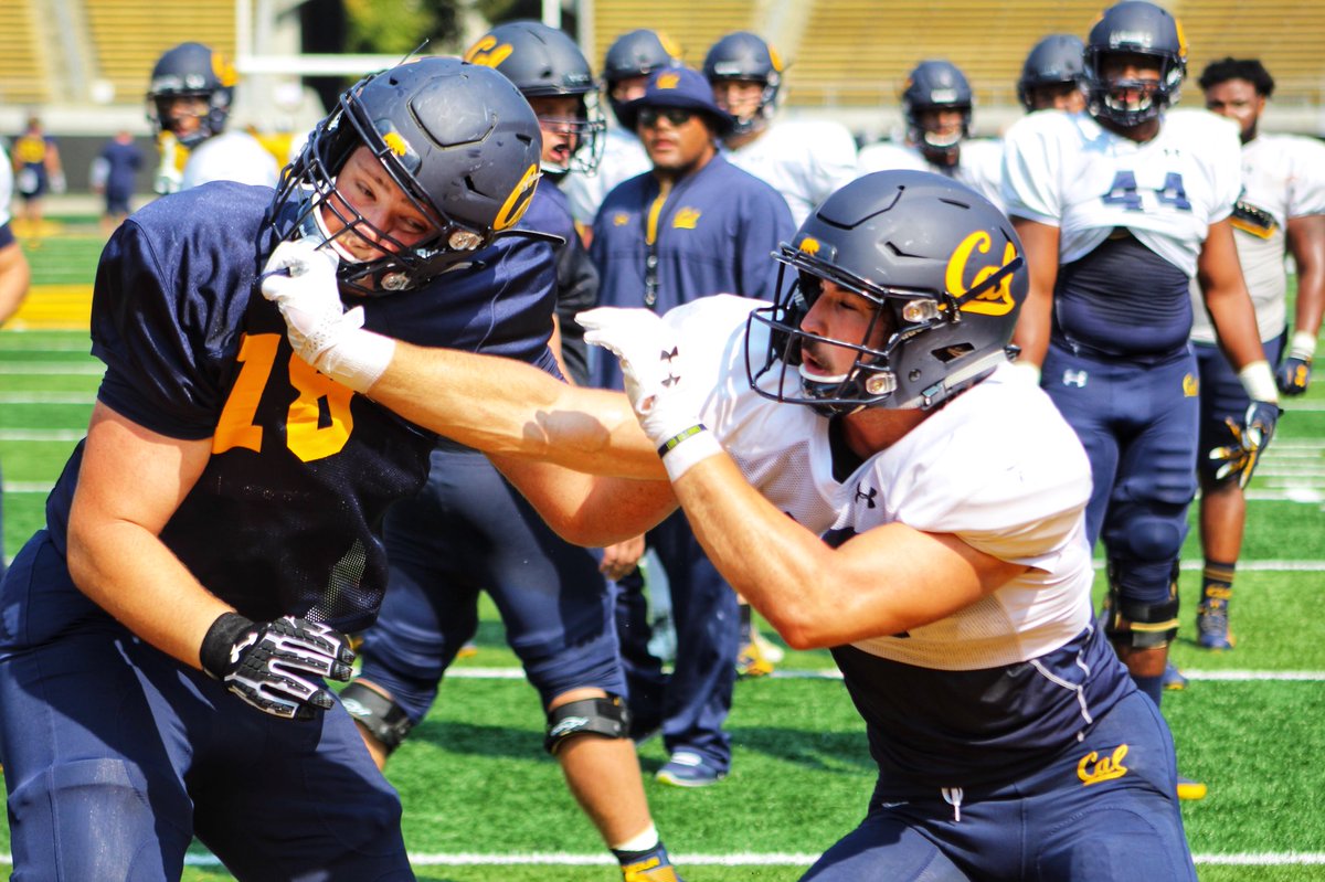 CalRecruiting's tweet photo. Life in the trenches.
#EarnIt #Practice6 https://t.co/swhsZzlwTo