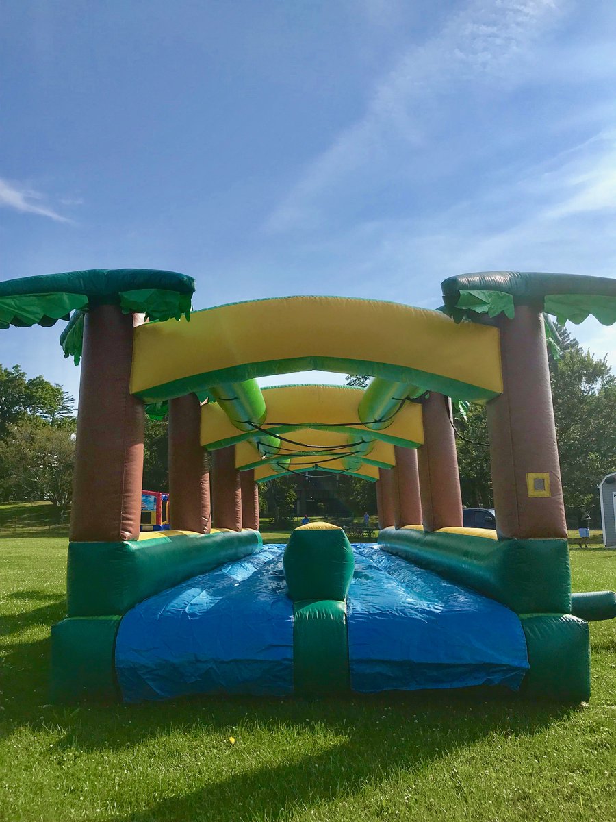 PartyTimeMA's tweet image. If you're trying to #BeatTheHeat this summer, think like the Milton Recreation Department and rent our slip n slide and our dunk tank! 

@miltonscene @MiltonTimes @townofmiltonma