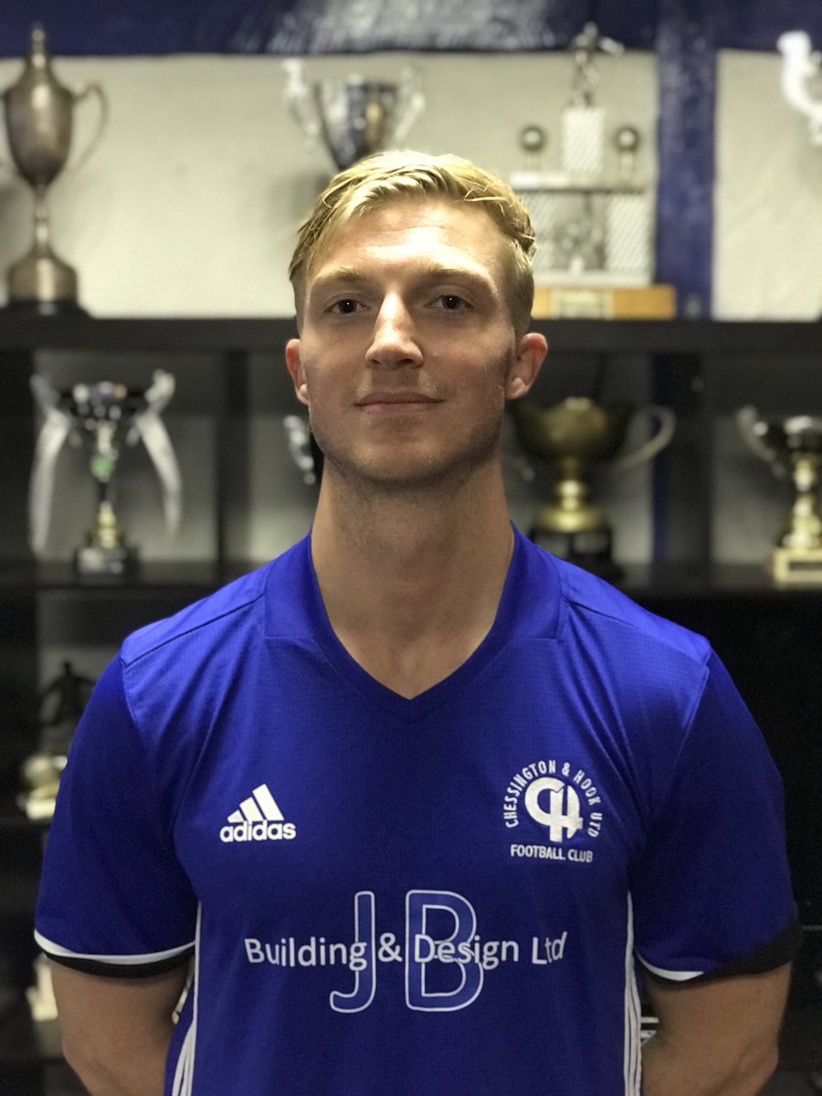 CHUFC's tweet image. Centre forward @andywalker87 has signed forms with the club tonight, formerly of @TheRamsArmy &amp;amp; @SevenoaksTownFC 🙌🏼⚽️📝