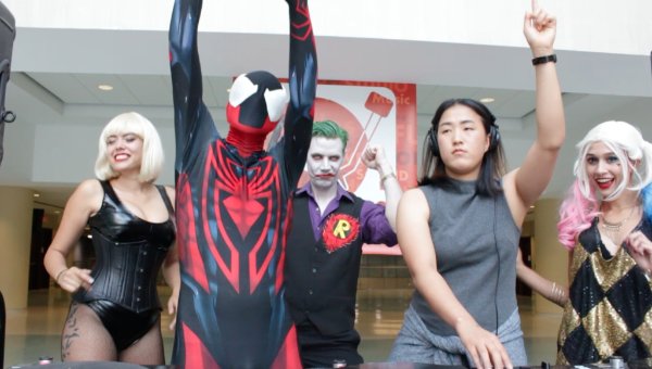 OffCentreDJ's tweet photo. August Newsletter Headlines: Want to DJ at Fan Expo? // Producer Camps //  New  Videos // September Certificate Programs - https://t.co/S1P1xGs4xt https://t.co/qjJmP41SNz