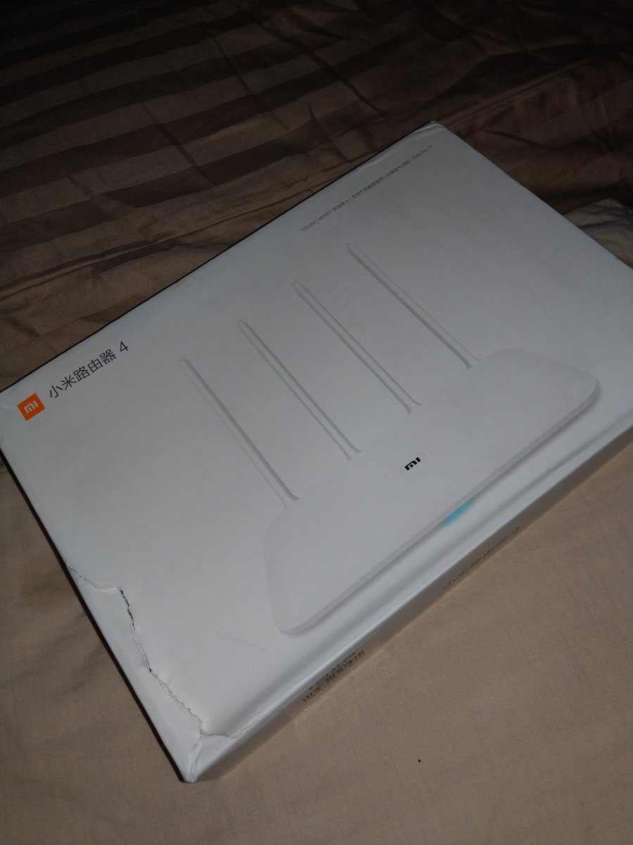 Perezdaniel25's tweet photo. A Probar nuevo juguete #xiaomimi4 @WiFiCanarias https://t.co/G28jDaoh8n