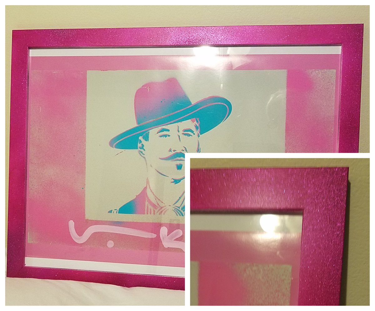 RogueArtBomb's tweet photo. When you spend months trying to find the perfect frame for your Doc H print from @ValKilmer and you can't find anything, so you end up making your own...
#valkilmerart #docholliday #tombstone #tombstonearizona #illbeyourhuckleberry #art #roguesgallery #rogue #cherryblue https://t.co/YvULyo09pv
