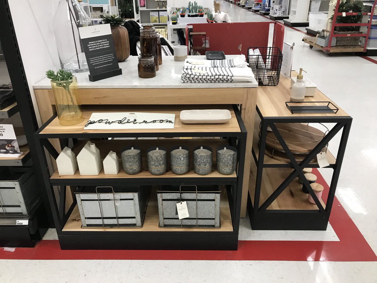 StefTargetVM's tweet image. My Hearth &amp;amp; Hand focal. Introducing the new bath line. Sooo cute. #hearthandhand #chipandjoannagaines #targetvm #vm #targetstyle #target #magnolia #magnoliatable