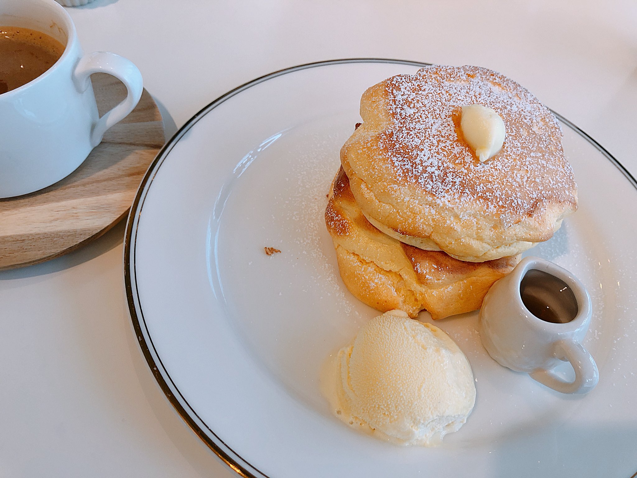 仙台駅東口にあるカフェ Twitter