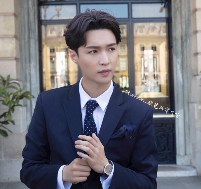 United_Aeris's tweet photo. @WarnerChannelLA @weareoneEXO L
       A
              Y
                   
#TeenChoiceWarner
 Artista Internacional Favorito es  #EXO  @weareoneEXO #EXOL https://t.co/nHG7sYIYSi