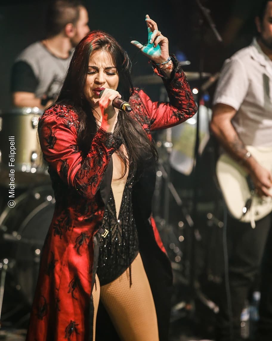 jakpsilva29's tweet photo. 📸 Michelle Felippelli @mihfelippelli
https://t.co/aQlU2RxrqC
#LiveTourRio 🇧🇷 @MaiteOficial
#KCAMexico #MaitePerroni #ActrizFavorita https://t.co/ANxABEdK5j