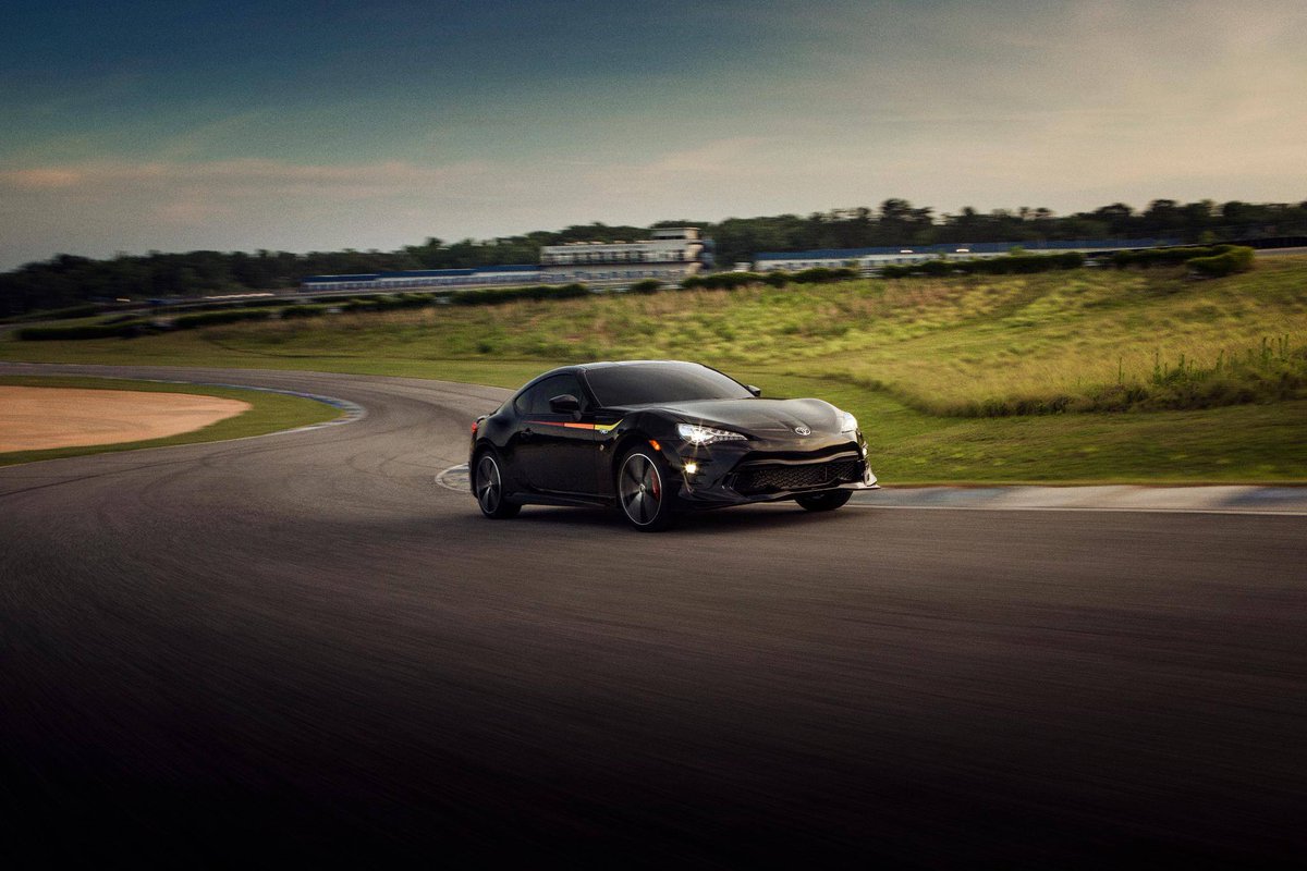 HendrickConcord's tweet photo. You may not be the only one on the road, but in a Toyota, you'll sure feel like one. https://t.co/DfvZYU8lmf