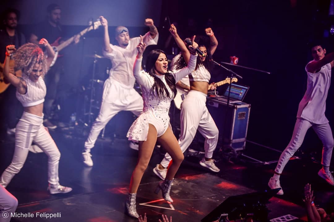 jakpsilva29's tweet photo. 📸 Michelle Felippelli @mihfelippelli
https://t.co/aQlU2RxrqC
#LiveTourRio 🇧🇷 @MaiteOficial
#KCAMexico #MaitePerroni #ActrizFavorita https://t.co/fXwkalSgCJ