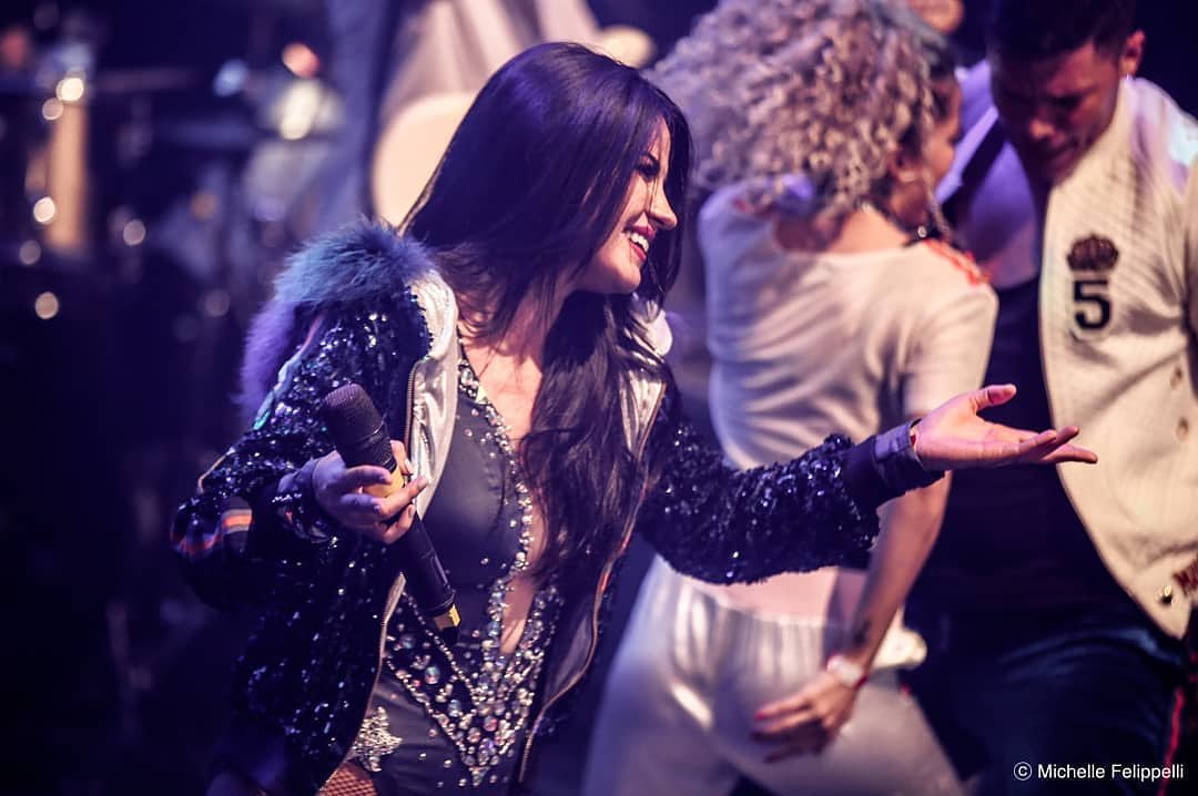 jakpsilva29's tweet photo. 📸 Michelle Felippelli @mihfelippelli
https://t.co/aQlU2RxrqC
#LiveTourRio 🇧🇷 @MaiteOficial
#KCAMexico #MaitePerroni #ActrizFavorita https://t.co/JxmZaU2Uwj