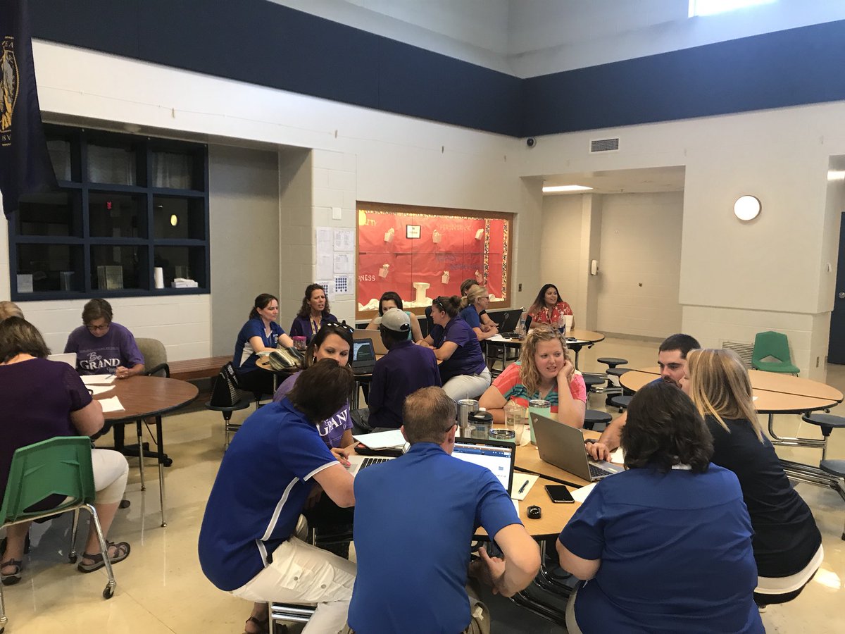 dwholleyjr's tweet photo. West Lawn is back to learning and preparing to #begrand for our students. #WLBeYOUnique https://t.co/RfT9egcP66