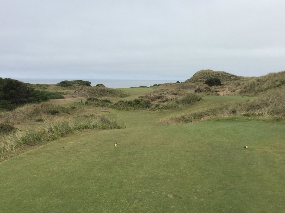 auribe714's tweet photo. #throwbackthursday 2015 Saved the best for last, #PacificDunes on an overcast day at @BandonDunesGolf #BandonWeek #ContestWinner Sponsored by @golfpridegrips @GlobalGolfPost @golfgalaxy https://t.co/sJEhQGwTPW