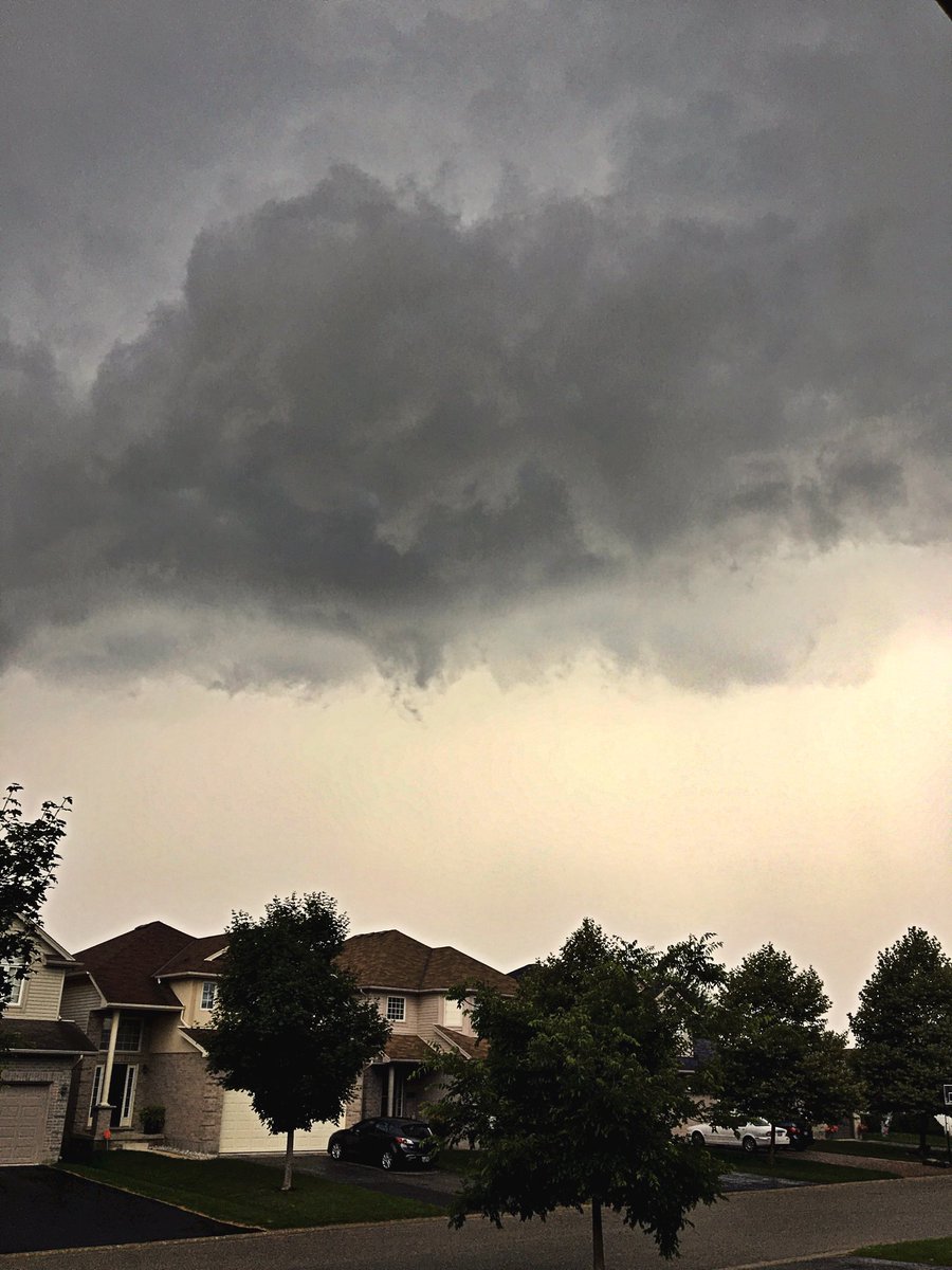 Getting real in North London <a href="/Onstormtracker/">OntarioStormTracker</a>