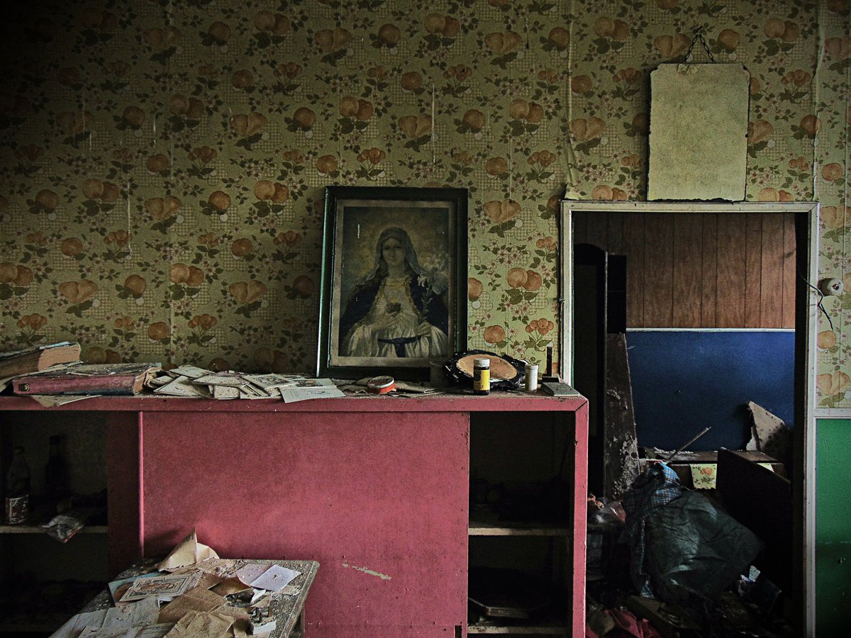 eanna81's tweet photo. In the run-up to the launch of the Deserted of School Houses of #Ireland book I've updated many of the blog posts with new info and stories. Here's the first update: #Coolmountain National #School Co. #Cork 
#localhistory #rurex #urbex

https://t.co/wKlZ6Y3AOT https://t.co/SC4ebQud8t