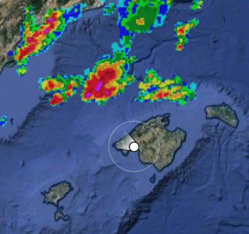 AEMET_Baleares's tweet photo. Se acercan los chubascos intensos y las tormentas al norte de #Mallorca y #Menorca. En una hora aproximadamente podrían entar en tierra. https://t.co/soYOKtHvEy