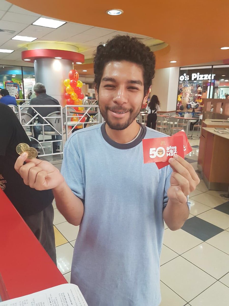 McElSalvador's tweet image. #BigMac50 ellos ya tienen su MacMoneda ¿y tú?