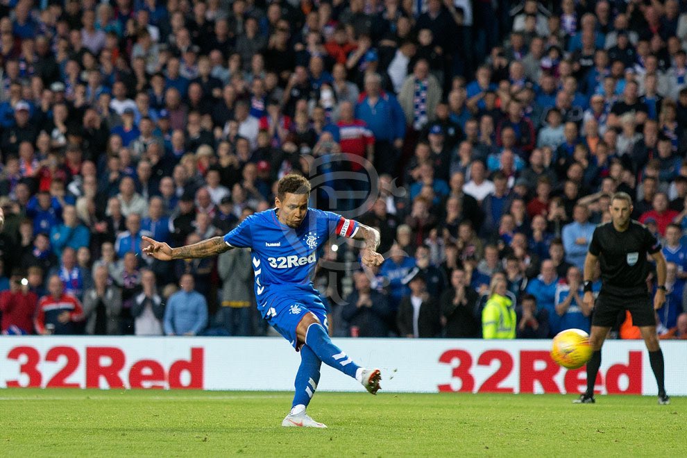 James_Tavernier's tweet image. Really proud of all boys tonight 🙌🏽 Tremendous shift from everyone! Still work to be done next Thursday but where all looking forward for our first home league game on Sunday 🔴⚪️🔵 #RangersFamily