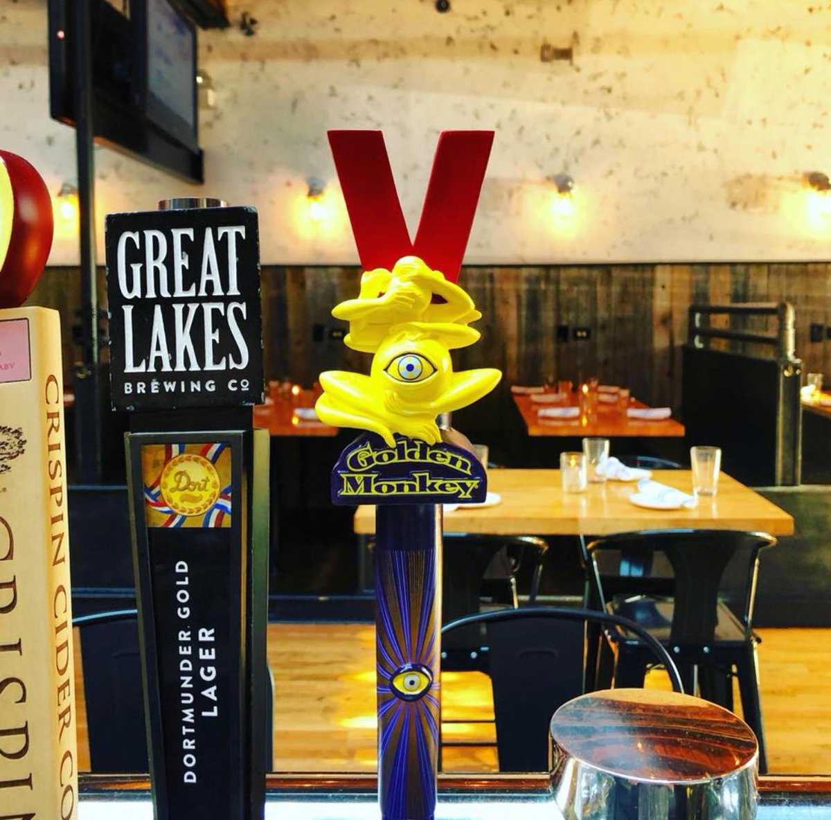 Just in time for Eagles Preseason Game 1 we’ve got Victory’s Golden Monkey on tap! Who’s coming out tonight? #flyeaglesfly #theriverchi
