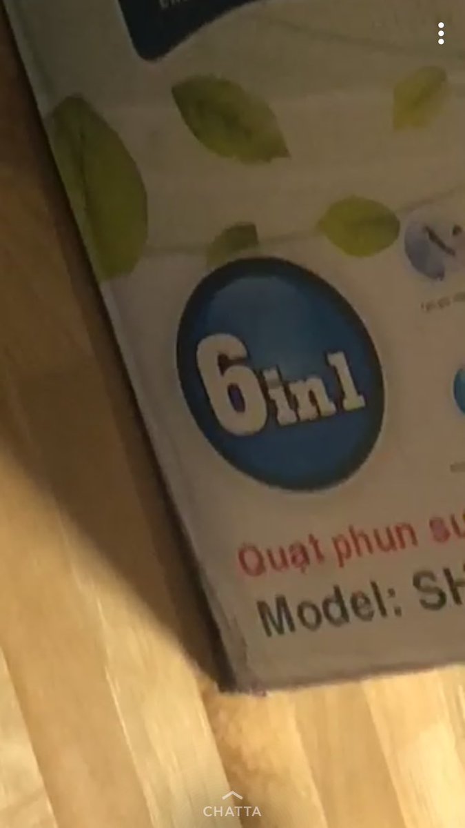 emmysandstrom's tweet photo. @ulrikang s föräldrar har verkligen tagit våran värmesituation i vindslägenheten på fullaste allvar och köpt hem en master-fläkt från Vietnam, dessutom checkat in den som specialbagage. Det kallar jag att ställa upp https://t.co/UWZ8JpbAQV